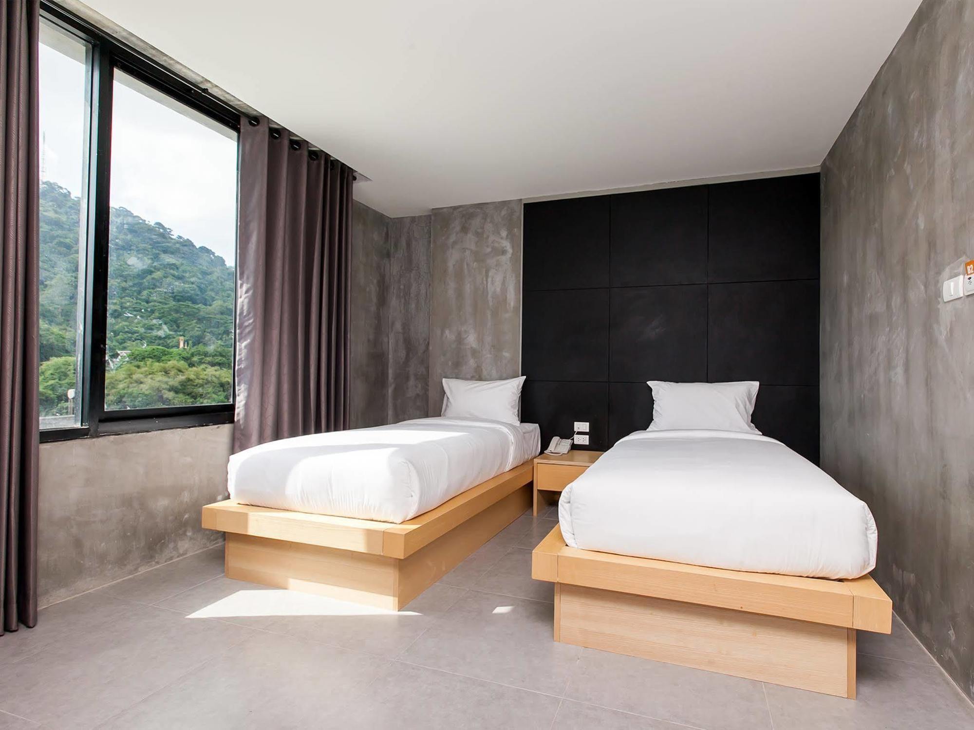 B2 Phuket Boutique & Budget Hotel Екстериор снимка